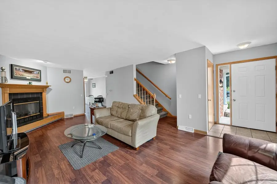 3017 Bradbury Road, Madison, WI 53719 - Image #2