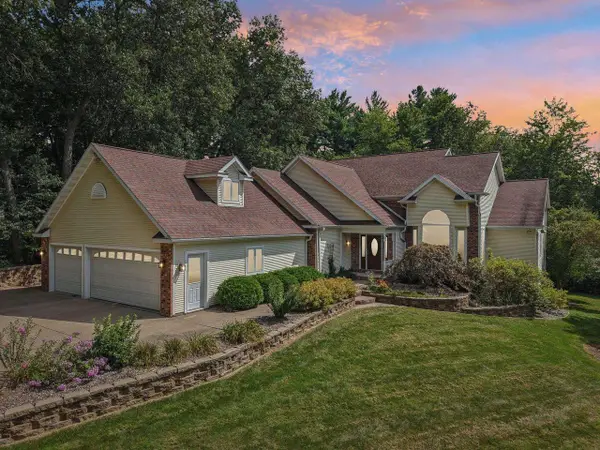 S2916A Fairway Drive, Reedsburg, WI 53959