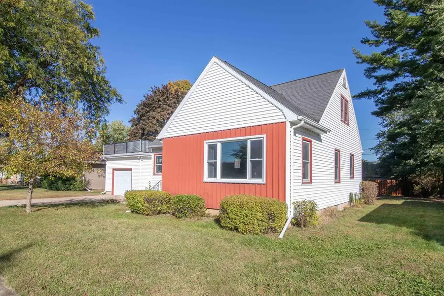 610 Tyler Avenue, Omro, WI 54963 - Image #3