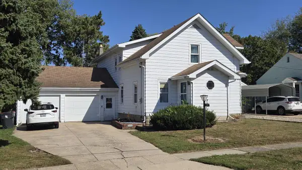 606 High Street, Clinton, WI 53525