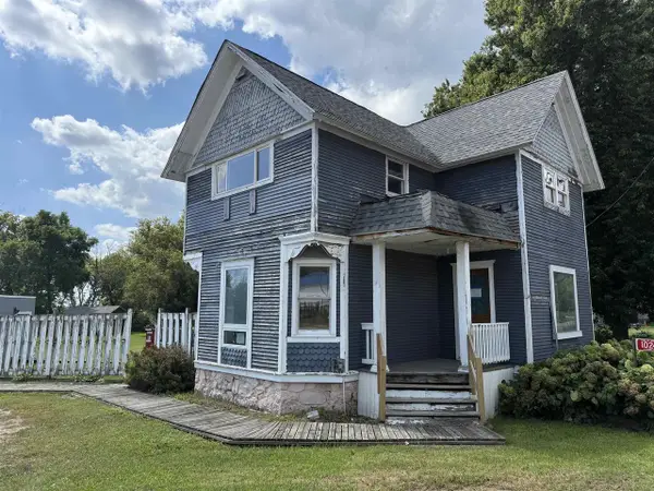 10248 E County Rd A, Janesville, WI 53545