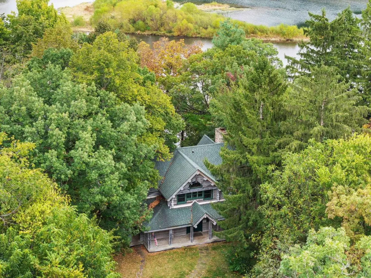 N3932 Park Road, Brodhead, WI 53520 - Image #1