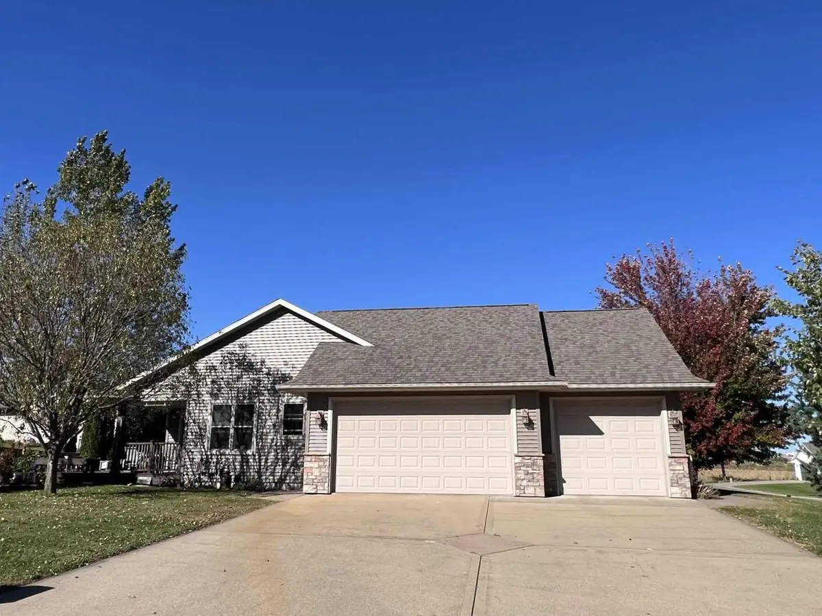 801 Derek Lane, Viroqua, WI 54665 - Image #1