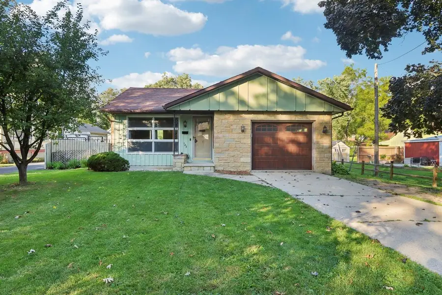 123 W Oak Street, Lake Mills, WI 53551 - Image #2