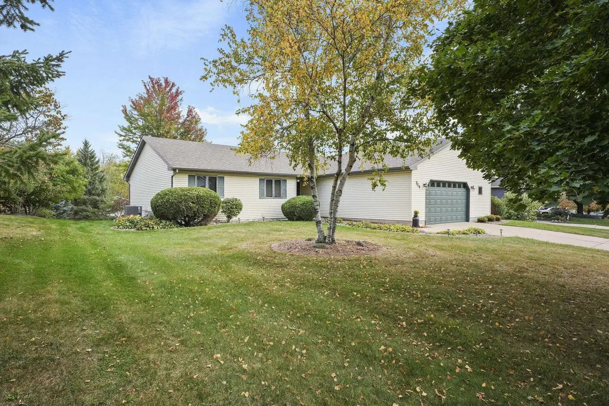 714 Cresthaven Drive, Cottage Grove, WI 53527 - Image #1