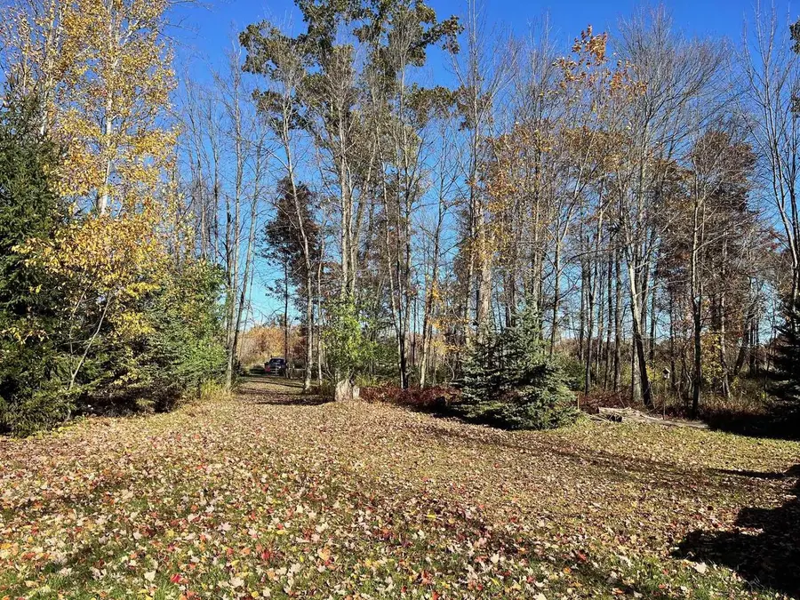 591 Chicago Avenue, Coloma, WI 54930 - Image #2