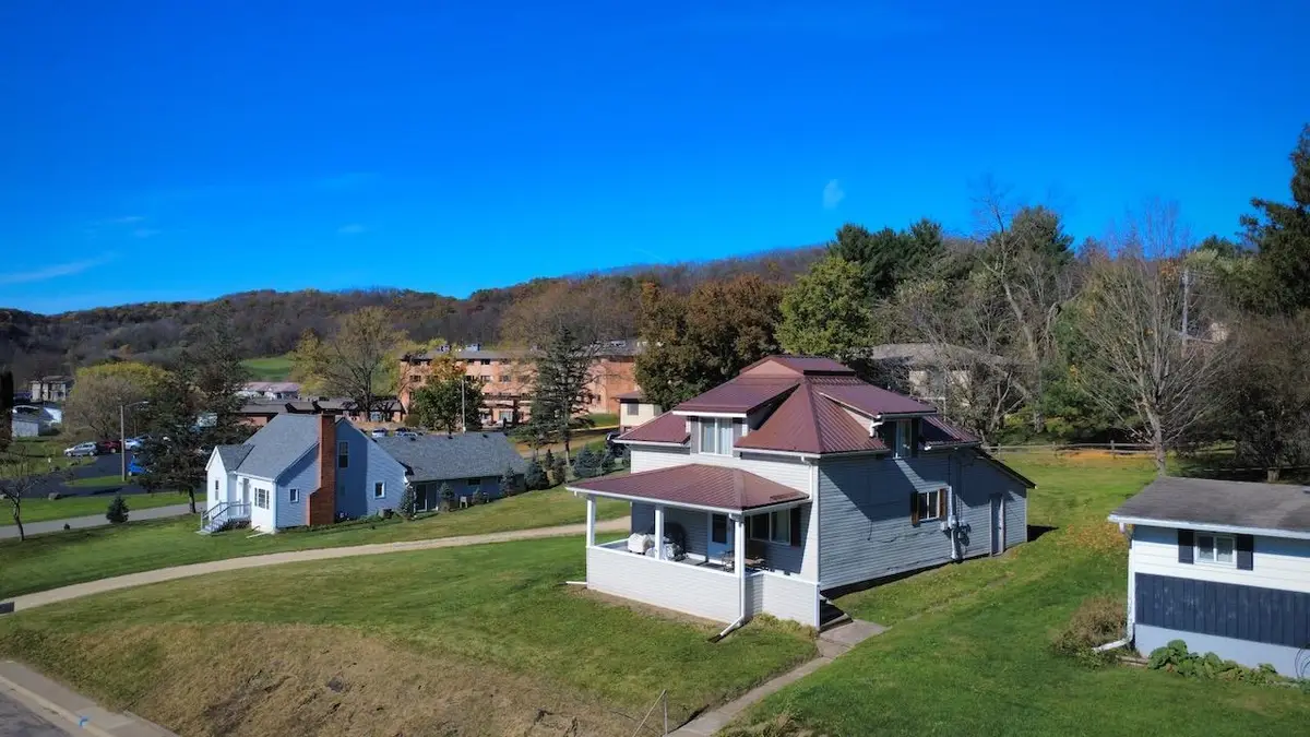 1304 W Seminary Street, Richland Center, WI 53581 - Image #1