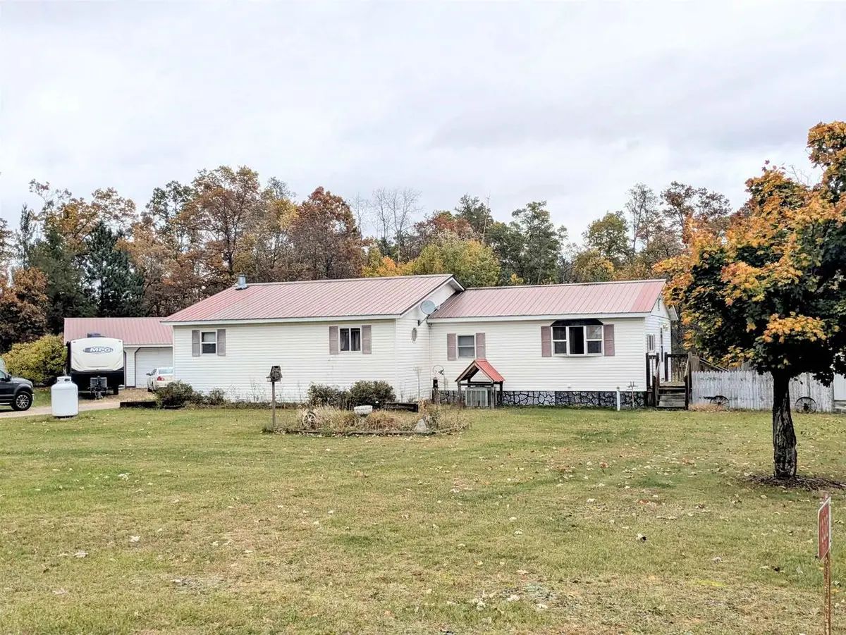 1332 11th Drive, Friendship, WI 53934 - Image #1