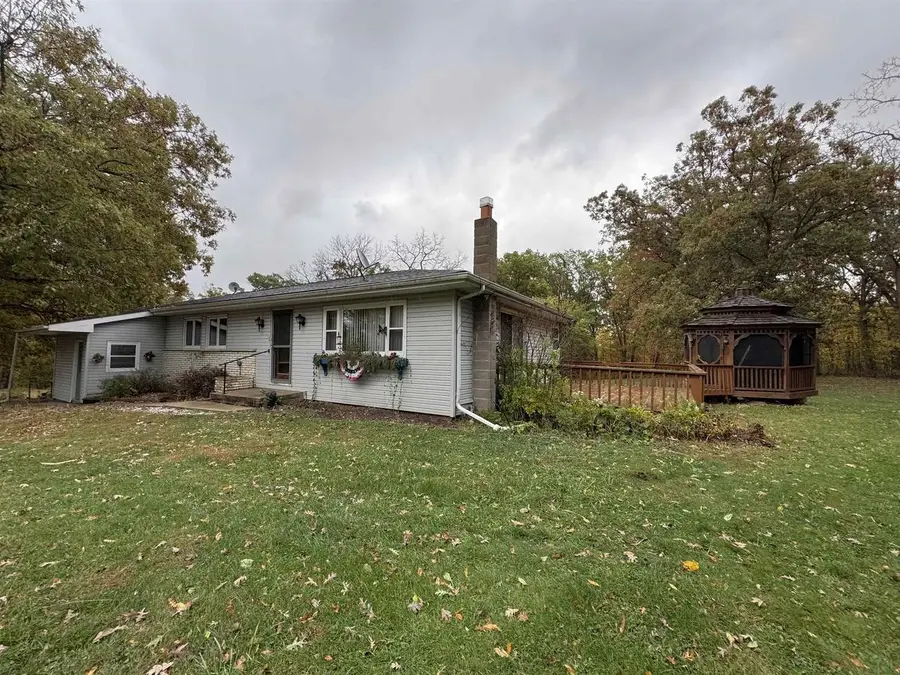 N5616 Biggs Road, Argyle, WI 53504 - Image #2