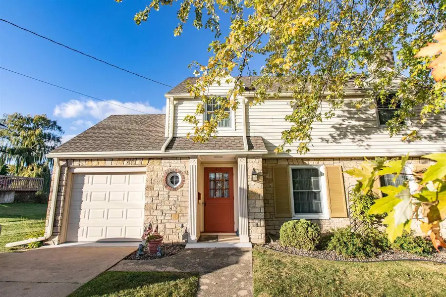 416 W Chapel Street, Dodgeville, WI 53533 - Image #2