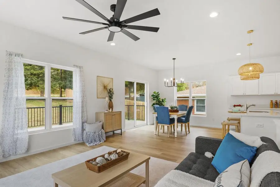 948 Roby Road, Stoughton, WI 53589 - Image #3