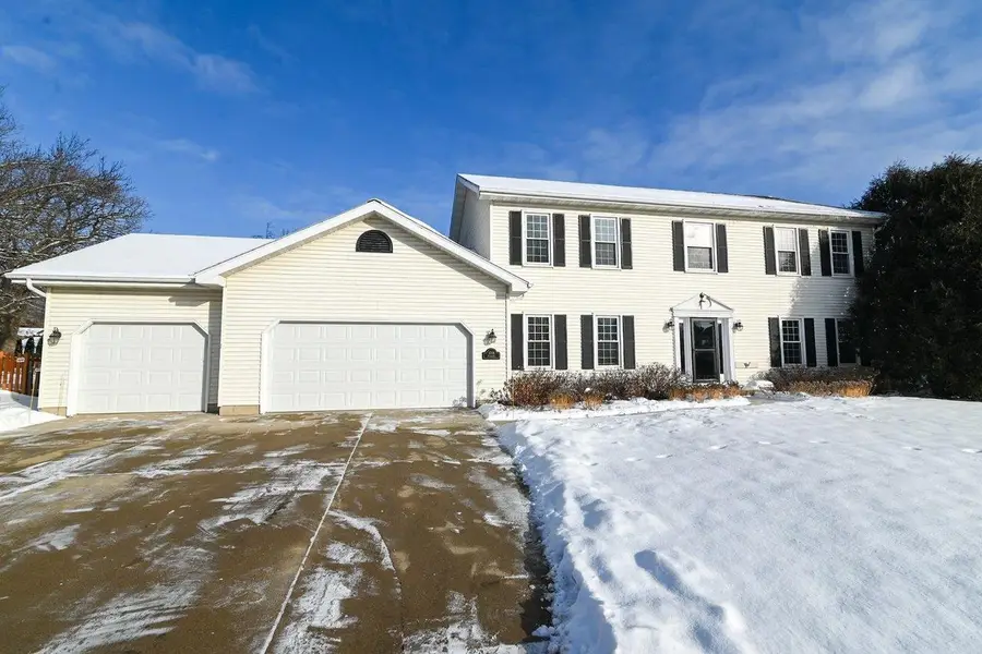 5708 Pembroke Drive, Fitchburg, WI 53711 - #3