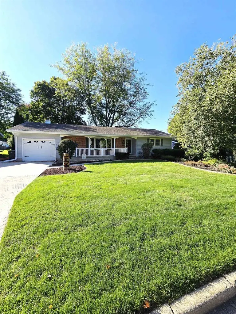 255 Chapin Street, Columbus, WI 53925 - Image #1