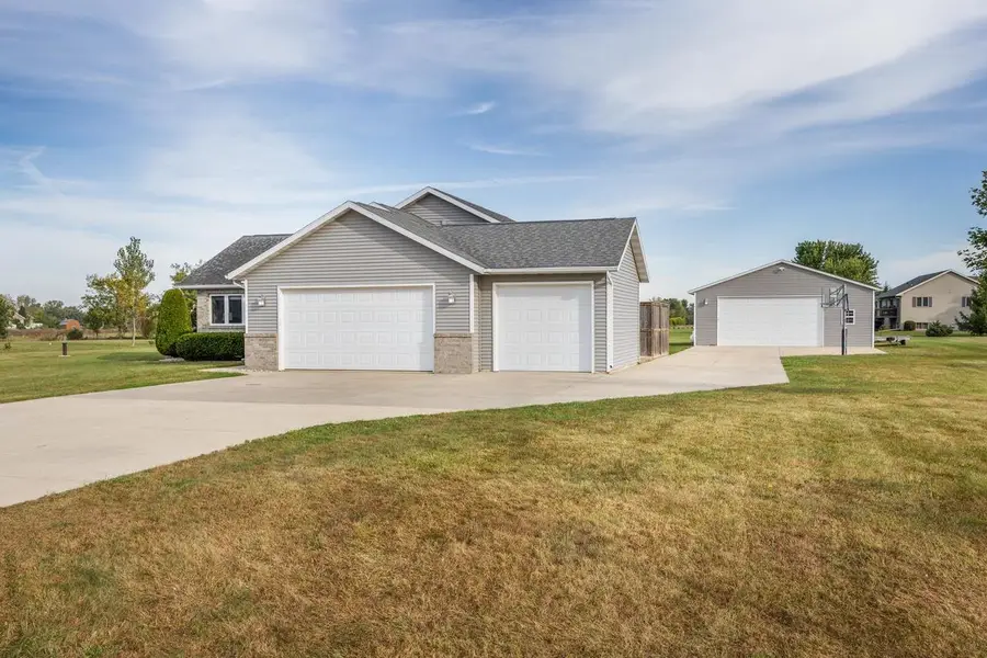 W2718 Fonda Lane, Belleville, WI 53508 - Image #3