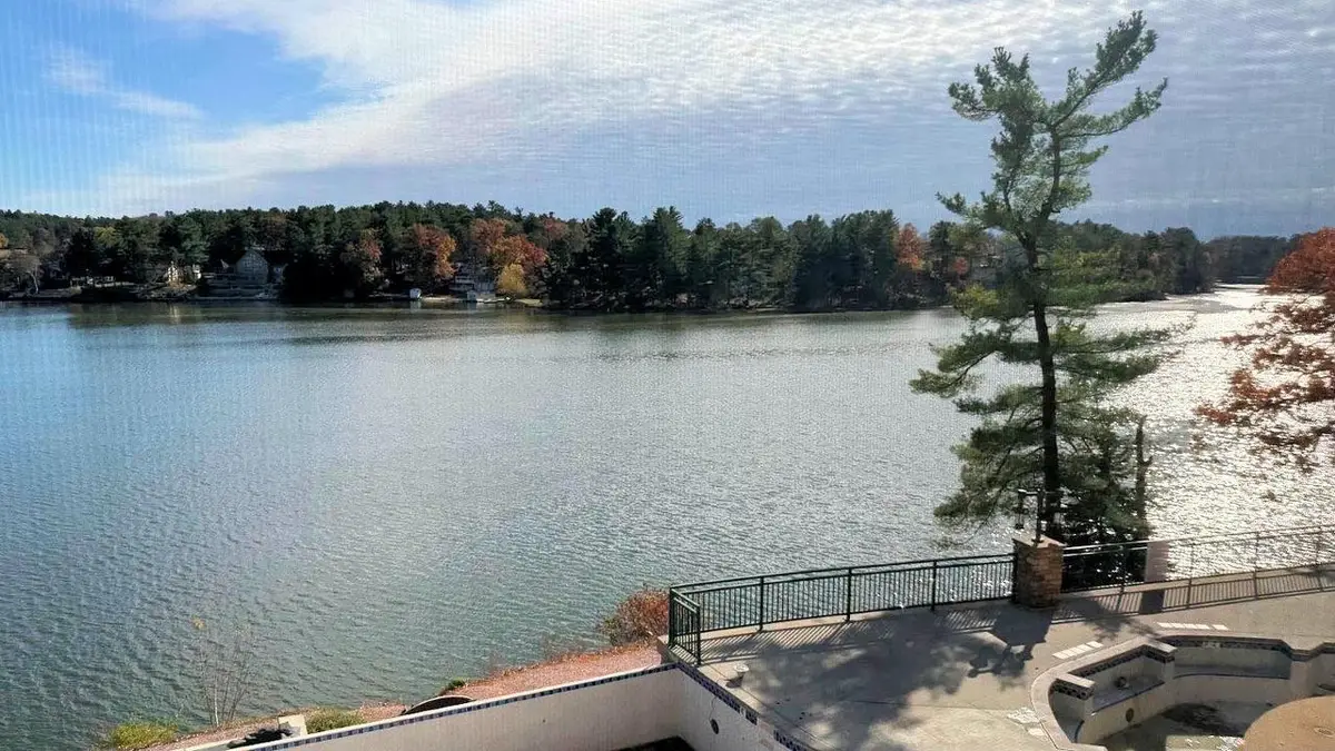 350 E Hiawatha Drive #212, Wisconsin Dells, WI 53965 - Image #1