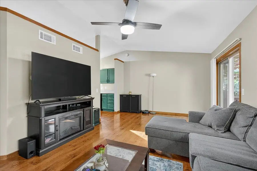 2802 Wayland Drive, Madison, WI 53713 - Image #3