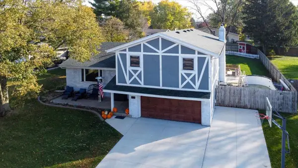 213 Evergreen Lane, Deforest, WI 53532