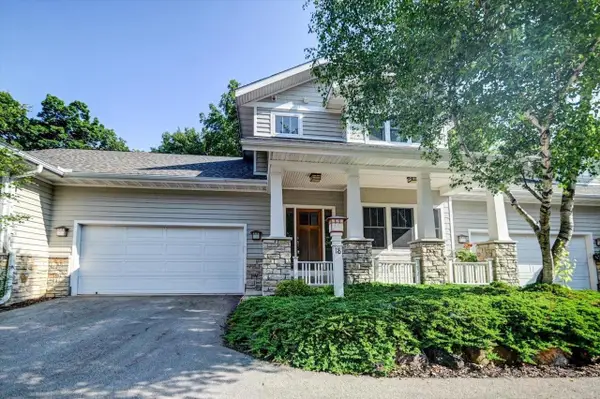 18 Glen Arbor Way, Fitchburg, WI 53711