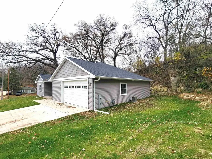 810 Galena Street, Darlington, WI 53530 - Image #3