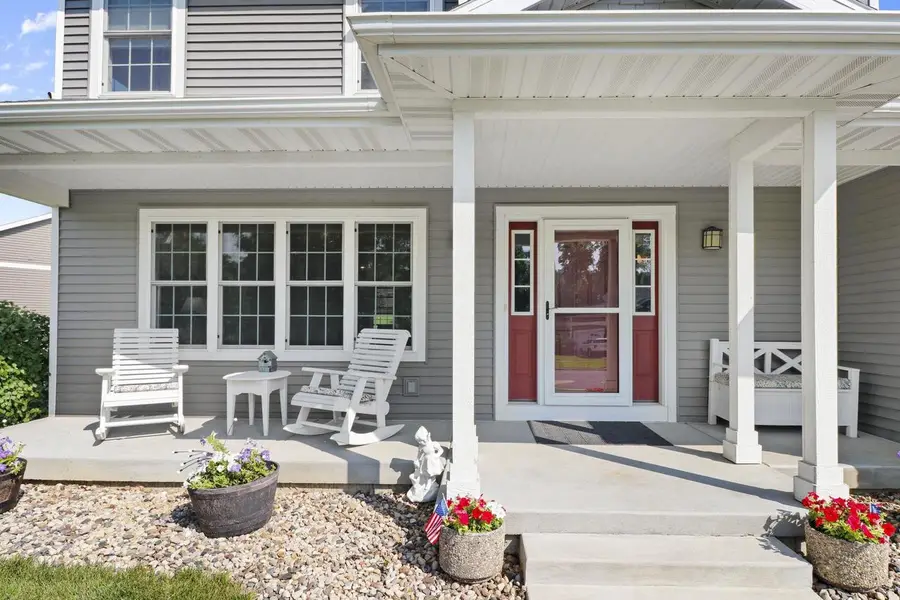 808 Maple Drive, Mount Horeb, WI 53572 - Image #2