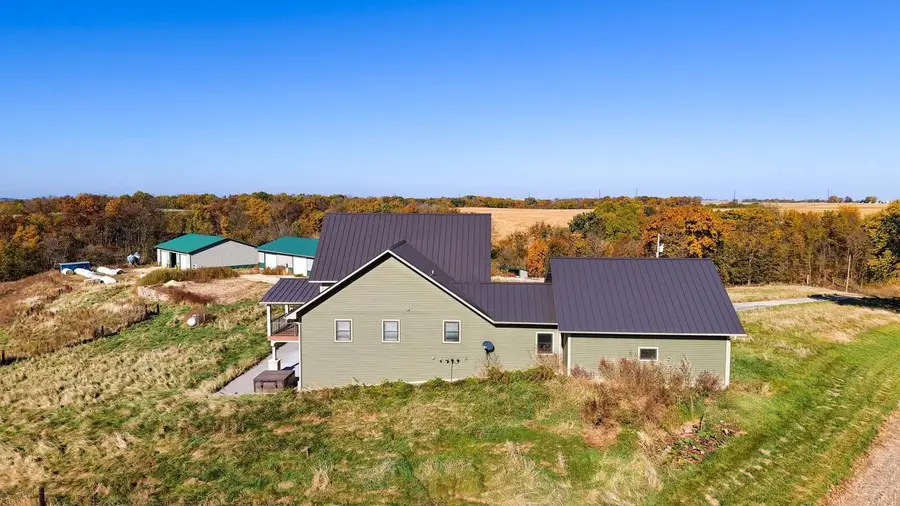 10609 Cadwell Road, Cassville, WI 53806 - Image #3