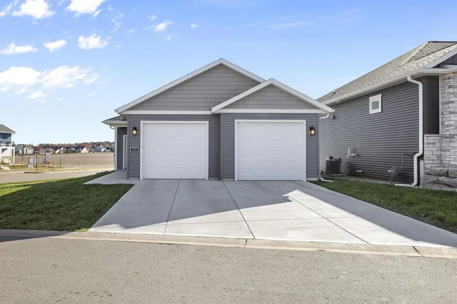 1201 Tivoli Circle, Oregon, WI 53575 - Image #3