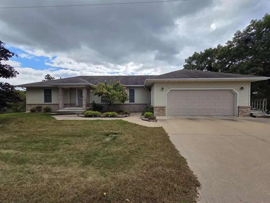 20343 Effigy Mounds Lane, Muscoda, WI 53573 - Image #2