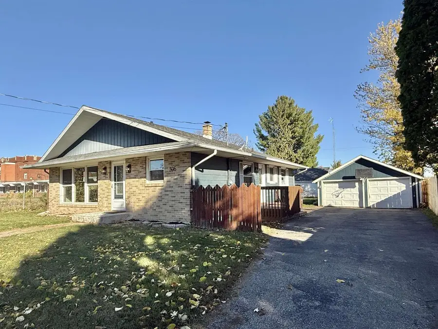 305 Mill Street, Clinton, WI 53525 - Image #2