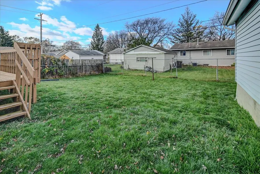 122 Lynnhaven Road, Madison, WI 53714 - Image #3