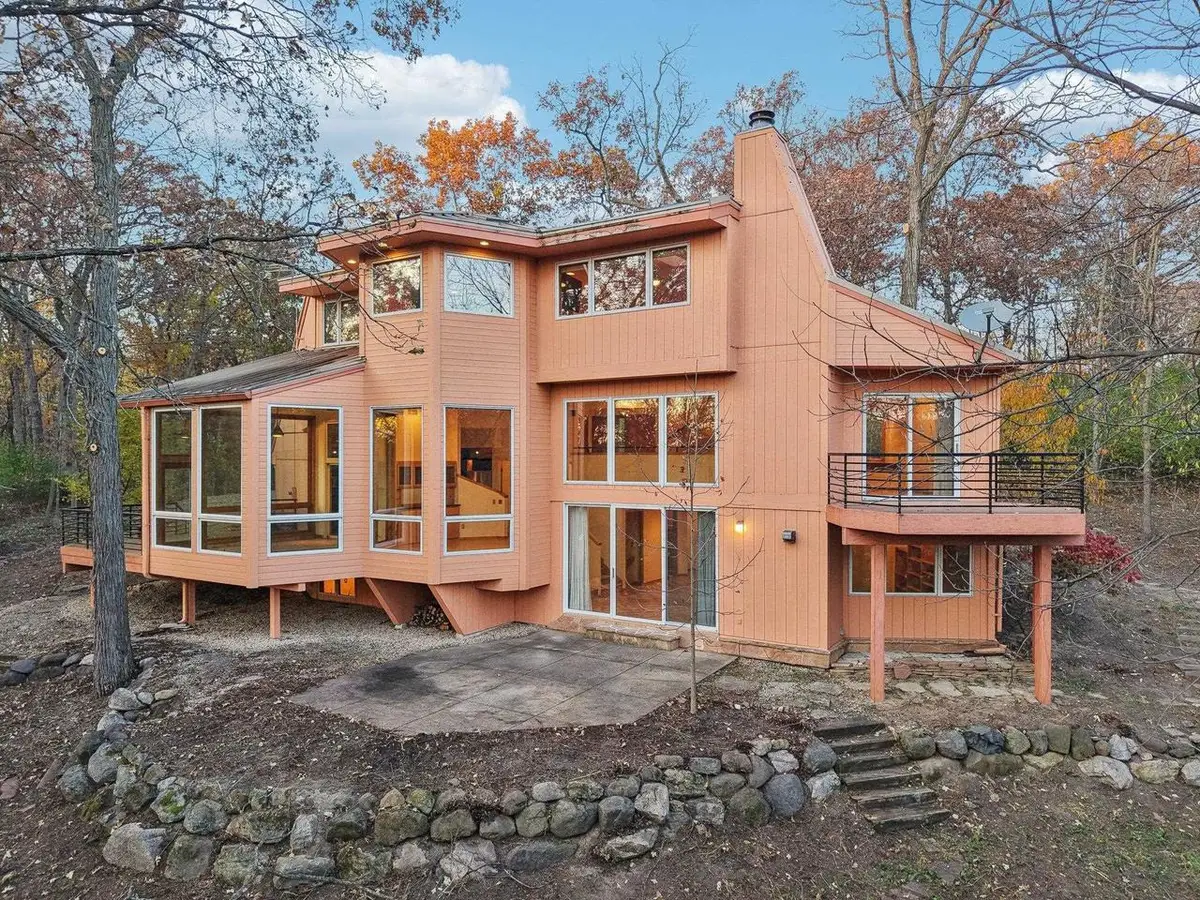 4565 White Oak Circle, Cross Plains, WI 53528 - Image #1