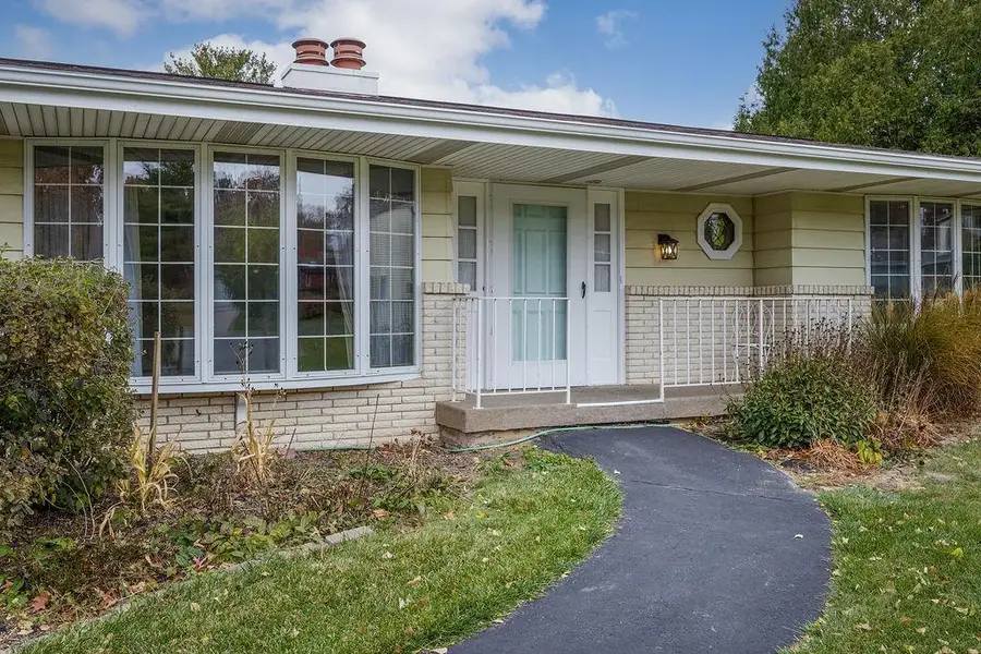 7728 Carolind Court, Verona, WI 53593 - Image #3