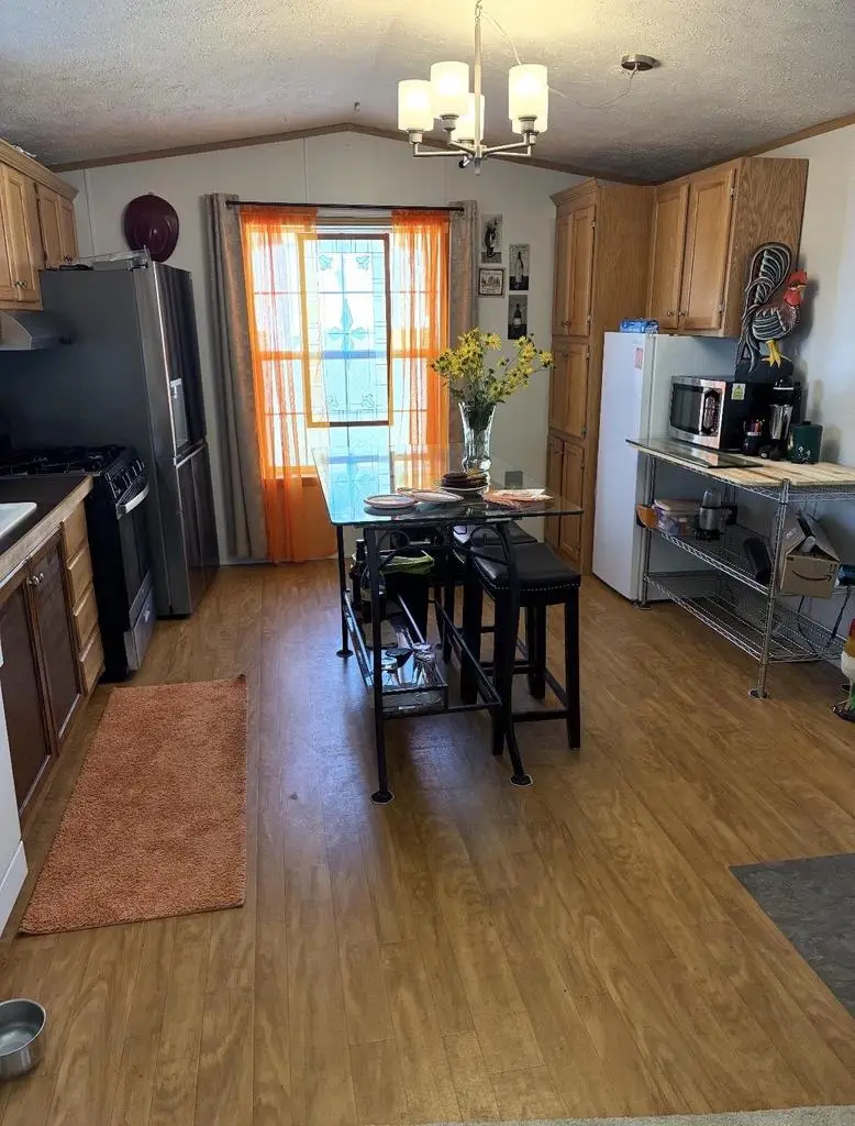 10211 W Greenfield Avenue #25, West Allis, WI 53214 - Image #3