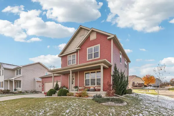 631 Meadow Trace, Deerfield, WI 53531