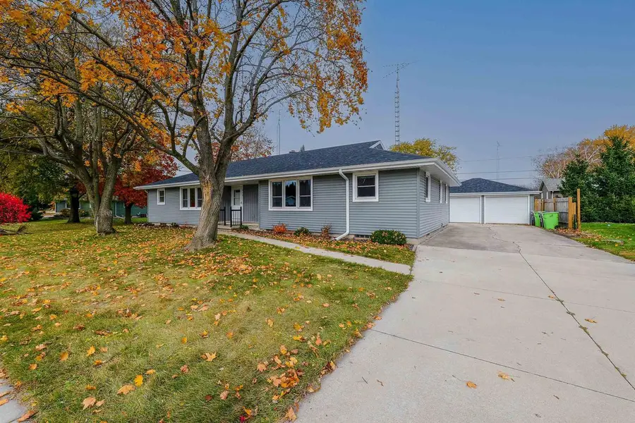 806-808 Rock River Avenue, Waupun, WI 53963 - Image #2