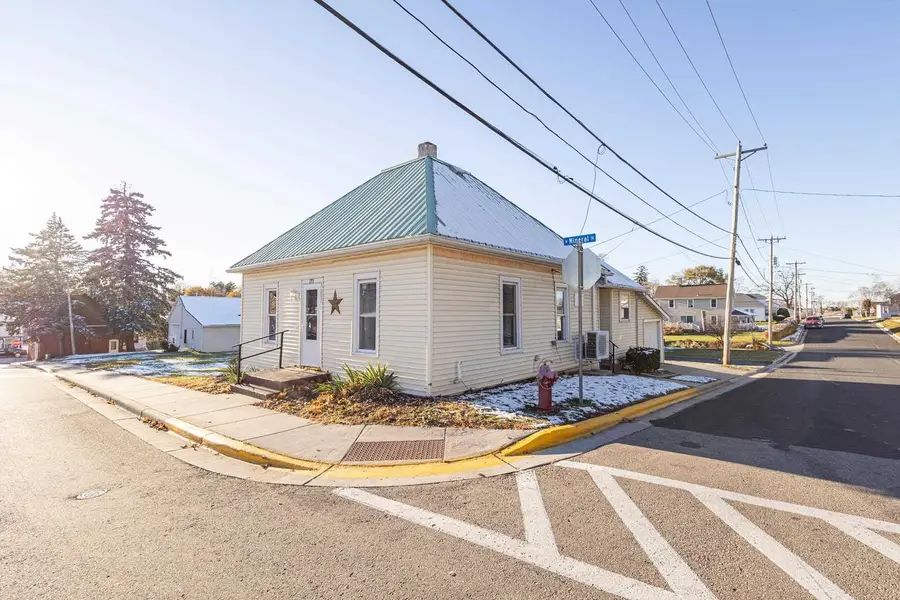 199 N Mineral Street, Shullsburg, WI 53586 - Image #2