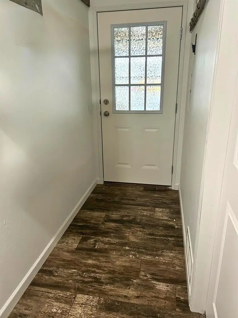 423 Gordon Drive, Onalaska, WI 54650 - Image #2