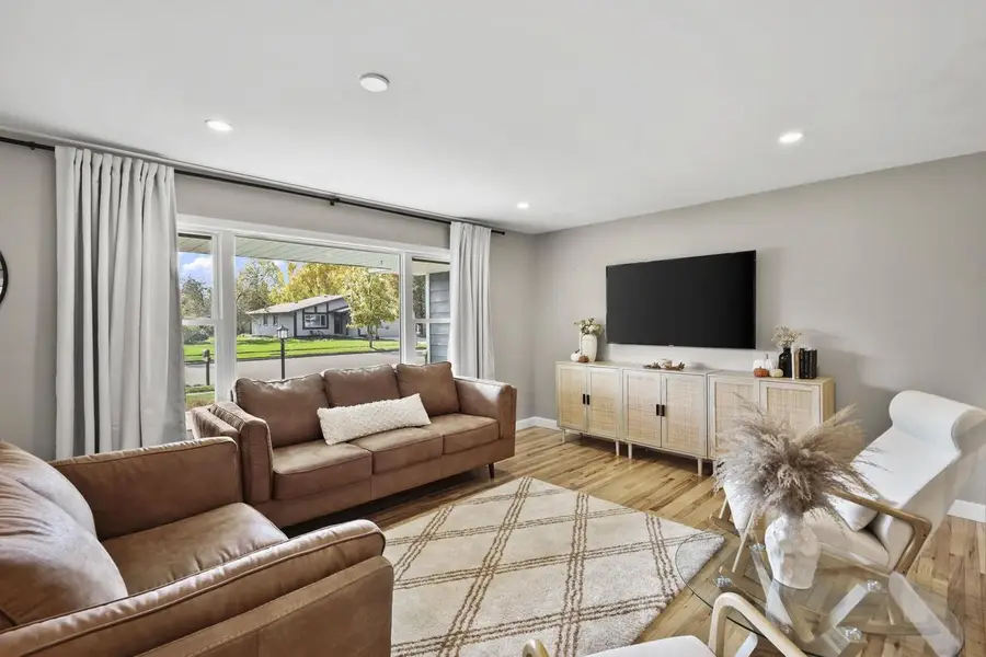 5314 Jonquil Court, Middleton, WI 53562 - Image #2