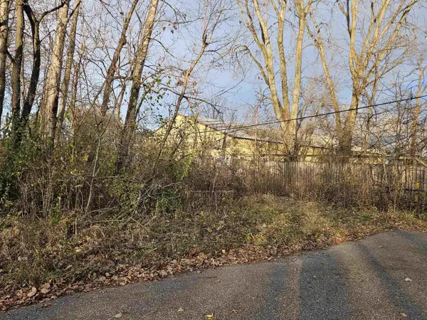 L44 Industrial Dr, North Freedom, WI 53951