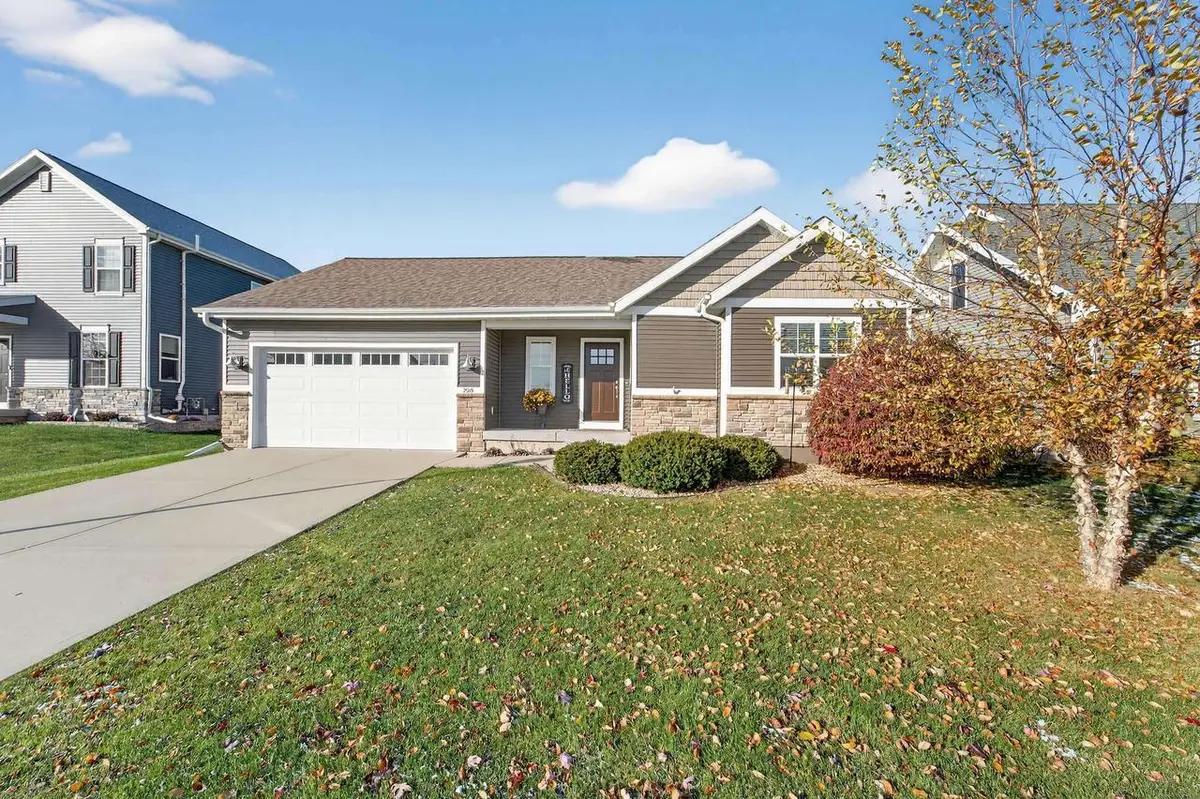280 S Longfield Drive, Sun Prairie, WI 53590 - Image #1