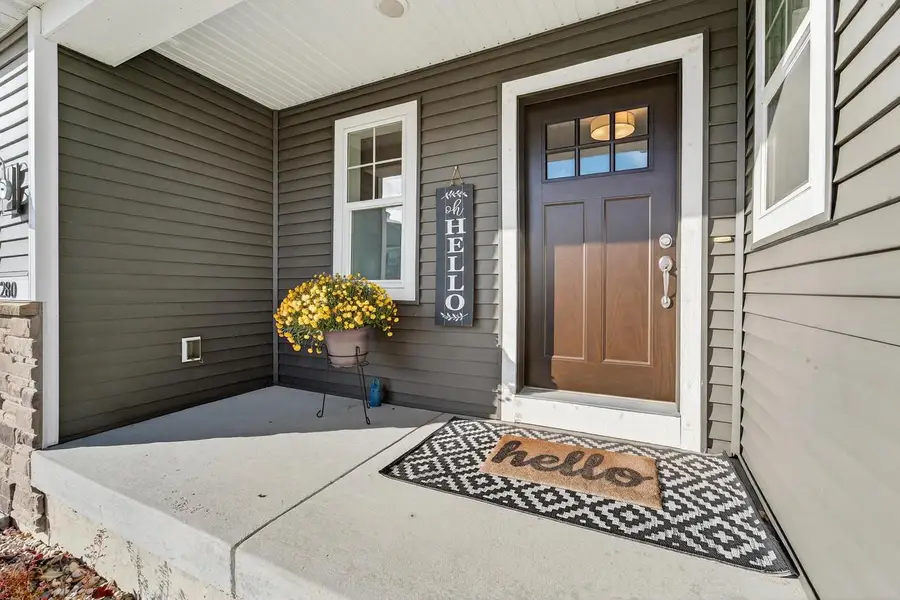 280 S Longfield Drive, Sun Prairie, WI 53590 - Image #2