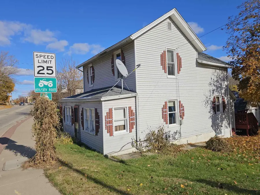 225 N Water Street, Platteville, WI 53818 - Image #2