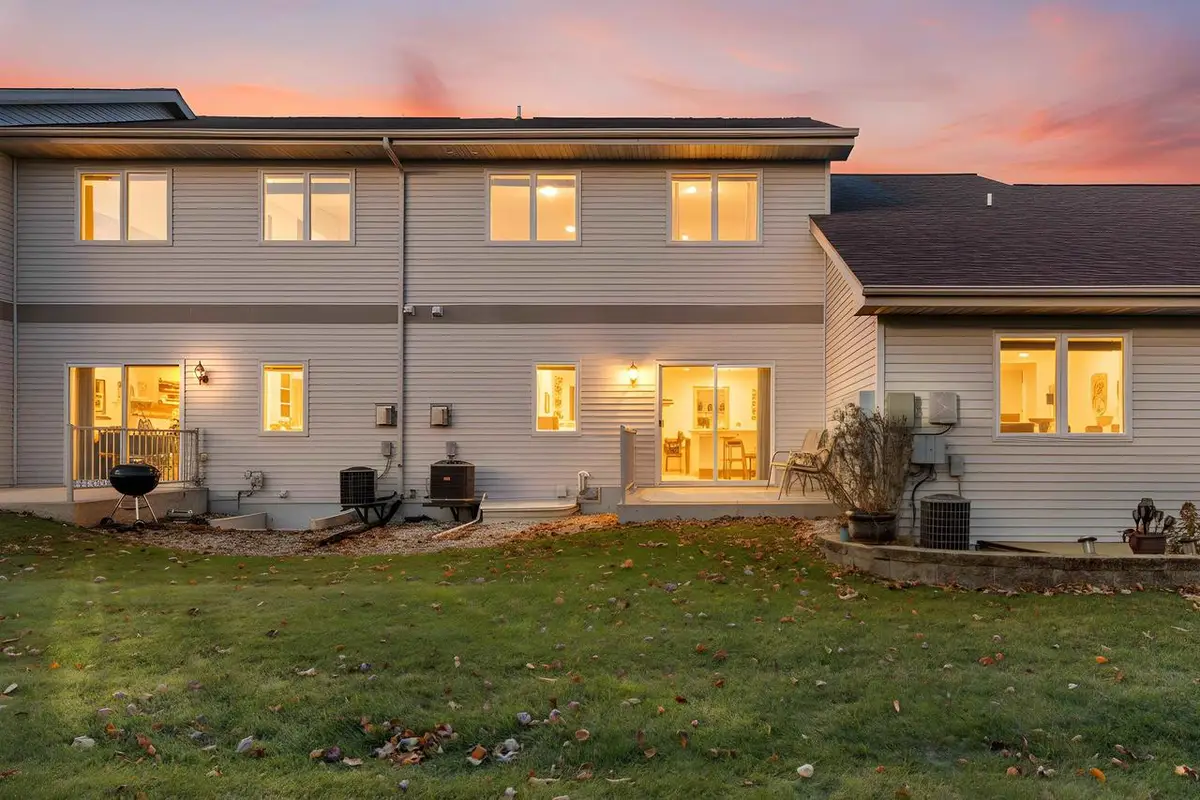 388 Alpine Meadow Circle, Oregon, WI 53575 - Image #1