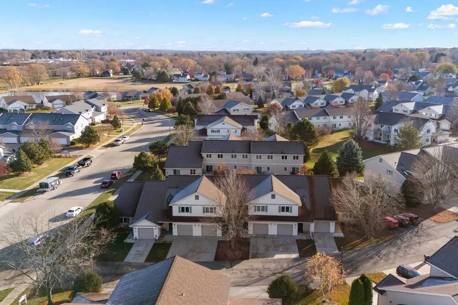 388 Alpine Meadow Circle, Oregon, WI 53575 - Image #2