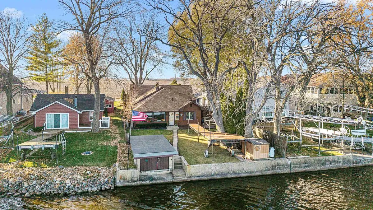 N10570 Howard Drive, Fox Lake, WI 53933 - Image #1