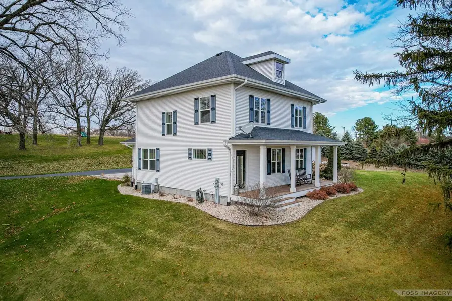 W3907 Exeter Crossing Road, Monticello, WI 53570 - Image #3