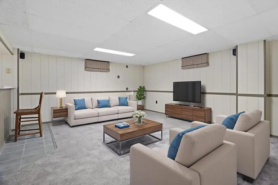 555 Edison Street, Waterloo, WI 53594 - Image #3