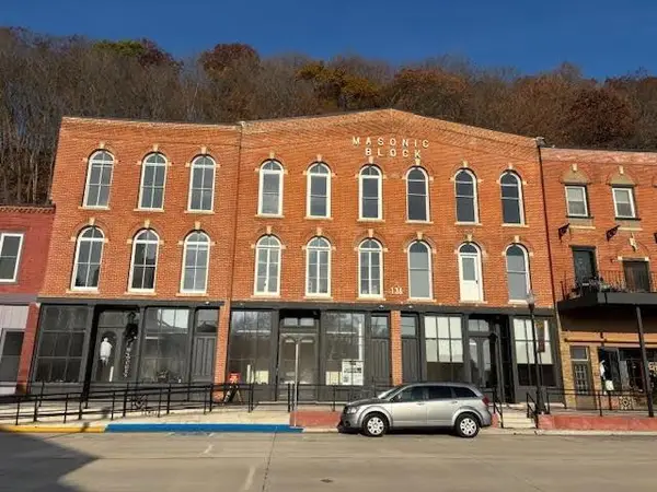 136 Main Street #205, Mcgregor, IA 52157