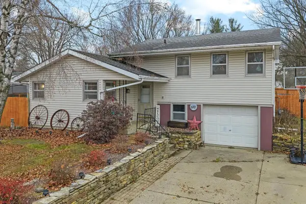 610 Crimson Court, Reedsburg, WI 53959