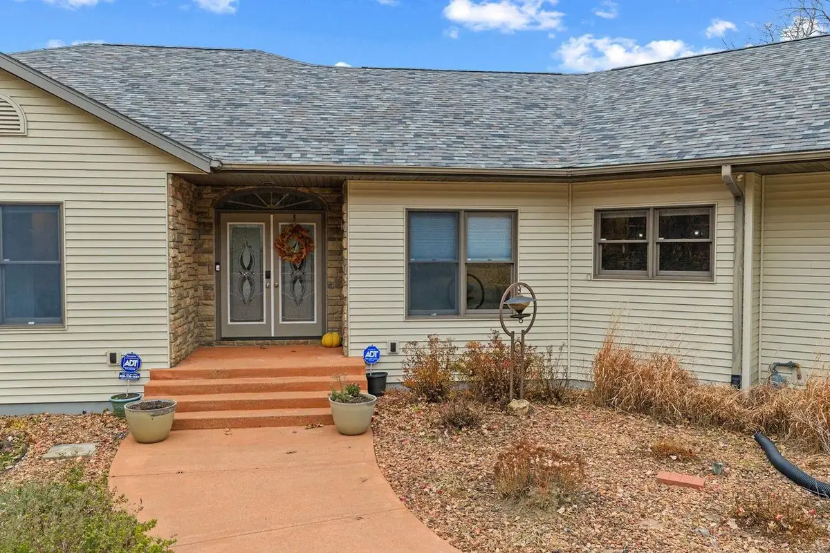 S4362 Fox Hill Circle, Baraboo, WI 53913 - Image #1