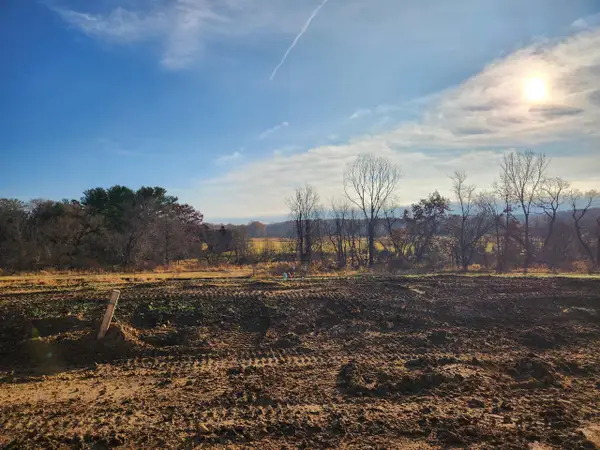 4061 Hanover Drive, Deforest, WI 53532